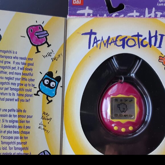 Vintage Bandai 1996-1997 Tamagotchi -2 included - Picture 4 of 5